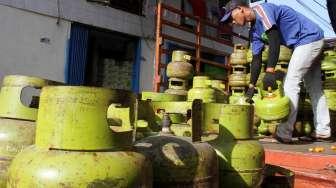 Parah! Dekat Pangkalan, Gas 3 Kg di Patia Pandeglang Dijual Harga Selangit
