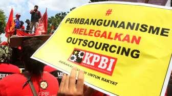 Gugat Pembangunan Gaya Jokowi