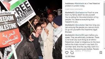 Super Model Bella Hadid Ikut Aksi dan Orasi Dukung Palestina