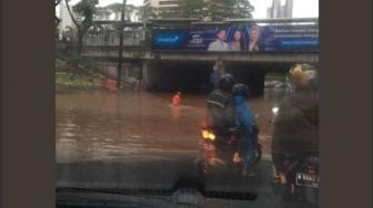 Cuit Artis Sindir Banjir di Jakarta