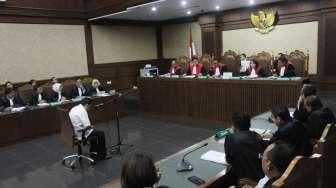 Sidang dakwaan Setya Novanto di pengadilan Tipikor, Jakarta, Rabu (13/12).