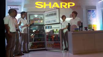 Jajaran Freezer Berukuran 'Jumbo' Sharp Siap Tutup Tahun 2017