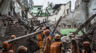 Bangunan Cagar Budaya SMP 32 Jakarta Roboh, Dua Orang Terluka