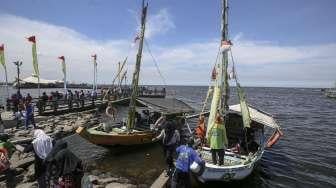 Libur Natal di Pantai Ancol