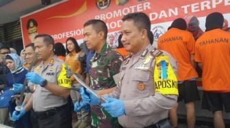 3 Perempuan dan 5 Laki-Laki Jadi Tersangka Penjarahan Toko Baju