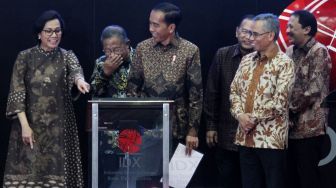 Jokowi Tutup Perdagangan Saham 2017