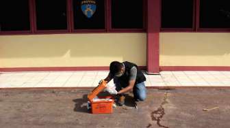"Blar" Molotov Meledak di Polsek Bontoala, Begini Kronologisnya