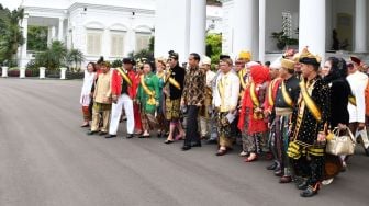 Jokowi Cerita ke Raja dan Sultan Alasan Tinggal di Istana Bogor