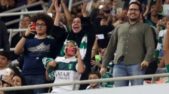 Sejarah Baru Perempuan Arab Saudi, Boleh Nonton Bola di Stadion