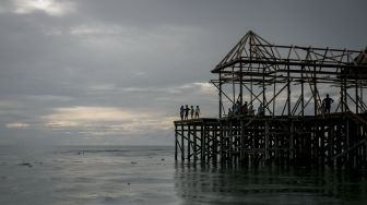 Pesona keindahan di Pulau Maratua yang terletak di wilayah Kabupaten Berau, Kalimantan Timur, Jumat (12/1).