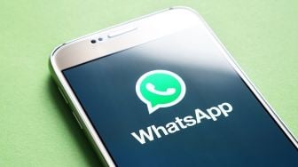 WhatsApp Kini Lebih Populer dari Induknya, Facebook