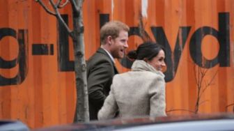 Tampil dengan Cepol Berantakan, Meghan Markle Banjir Pujian