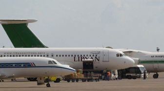 Bentrokan Kelompok-kelompok Bersenjata Lumpuhkan Bandara Tripoli