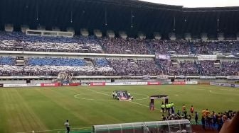 Persib Buruk di Pramusim, Manajemen Minta Bobotoh Tenang