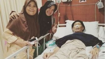 Istri Tegar Lepas Jenazah Advent Bangun