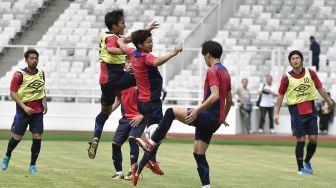 FC Tokyo Uji Coba Stadion GBK