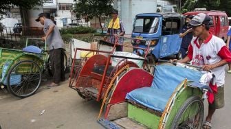 Becak Asal Daerah Serbu Jakarta