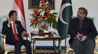 Didatangi Jokowi, Indonesia Ekspor LNG ke Pakistan 10 Tahun
