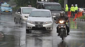 Prakiraan Cuaca Jakarta Kamis 21 Januari: Pagi dan Siang Umumnya Hujan