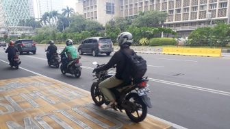 Komplotan Begal Tusuk Wartawan Pakai Obeng di Flyover Sudirman Jakpus, Vespa Matic Korban Dibawa Kabur
