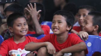 Redaksi suara.com mengunjungi panti asuhan Desa Putera di Jakarta, Jumat, (2/2).