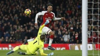 Jelang Lawan MU, Emery Minta Aubameyang Jangan Berhenti Bikin Gol