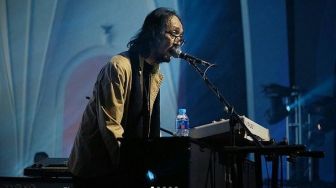 Yockie Suryo Prayogo Drop Usai Konser Menjilat Matahari