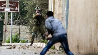 Dorr! Tentara Israel Tembak Kepala Pemuda Palestina