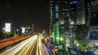 Anies Pastikan Proyek LRT Kelapa Gading-Velodrome Tetap Berlanjut