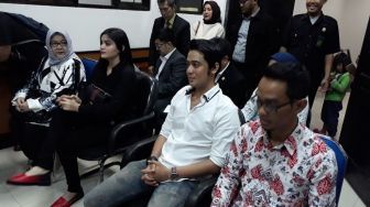 Hilda Vitria Kecewa Sidang Pembatalan Nikah Ditunda Sebulan