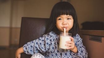 Anak yang Minum Susu Sapi Murni Lebih Rendah Risiko Obesitas