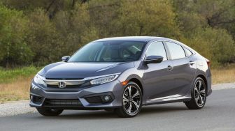Sepi Peminat, Honda Putuskan Stop Produksi Civic Sedan