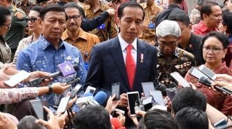 Liburan di Solo, Jokowi dan Keluarga Nikmati Kedai Soto Gading