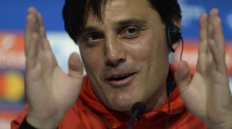 Montella: Sevilla Harus 'Bunuh' Alexis Sanchez!