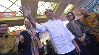 Jokowi Ngobrol Berbahasa Inggris, Wartawan Asing: Kemajuan Pesat biar Medok