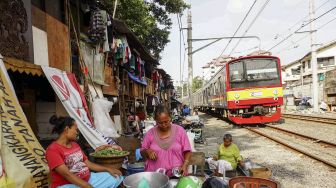 Relokasi Warga Bantaran Rel