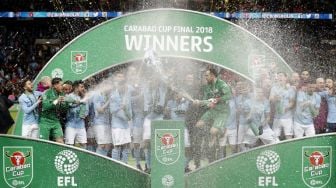 Pemain Man City rayakan keberhasilan menjuarai Piala Liga Inggris musim 2017/18 [AFP]