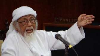 Jokowi Belum Terima Permohonan Tahanan Rumah Abu Bakar Ba’asyir