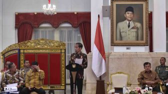 Jokowi-JK Pimpin Sidang Kabinet Paripurna