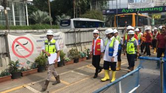 Jokowi Tinjau Pembangunan Proyek MRT di Bundaran HI