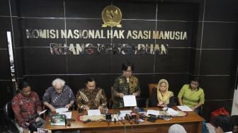 Komnas HAM membentuk anggota tim pemantauan kasus Novel Baswedan di Komnas HAM, Jakarta, Jumat (9/3). 