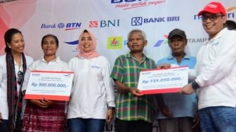 BTN Dukung Elektrifikasi 305 Rumah di Larantuka