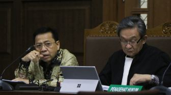 Terdakwa Setya Novanto menjalani sidang lanjutan kasus proyek e-KTP di Pengadilan Tipikor, Jakarta, Rabu (14/3).