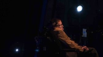 Stephen Hawking Tutup Usia