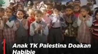 Bikin Haru, Ratusan Anak TK Palestina Doakan Kesembuhan Habibie