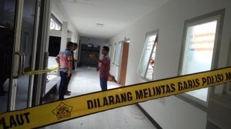 Kesaksian Andi, Lindungi Ayahnya saat Atap RSAL Surabaya Runtuh