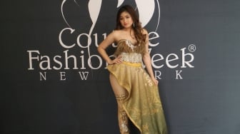 Tabita Rosaline Bangga Nyanyi di New York Fashion Week