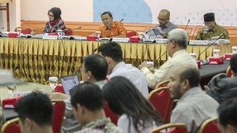 Rapat Uji Publik Rancangan Peraturan KPU di Kantor KPU RI, Jakarta, Senin, (19/3). 