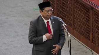 Dewan Perwakilan Rakyat menggelar rapat paripurna untuk melantik Utut Adianto Wahyuwidayat sebagai Wakil Ketua DPR RI di Gedung Nusantara II, Senayan, Jakarta, Selasa (20/1). 