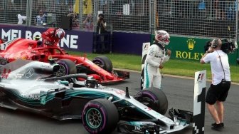 Kalahkan Duo Ferrari, Hamilton Raih Pole Position di GP Australia